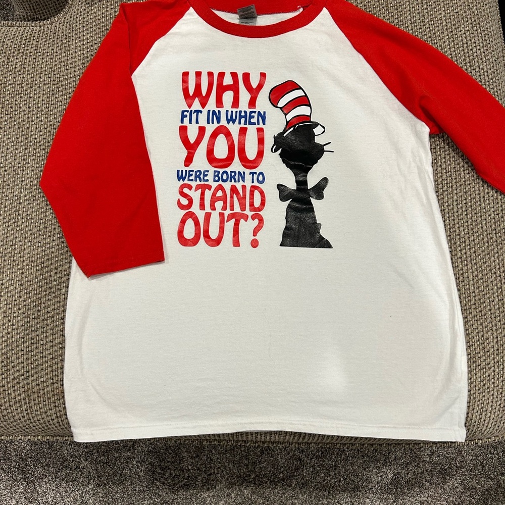 Dr. Seuss Red and White three quarter length Sleeve Tee size xl